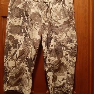 Dash Ladies Capris Size L